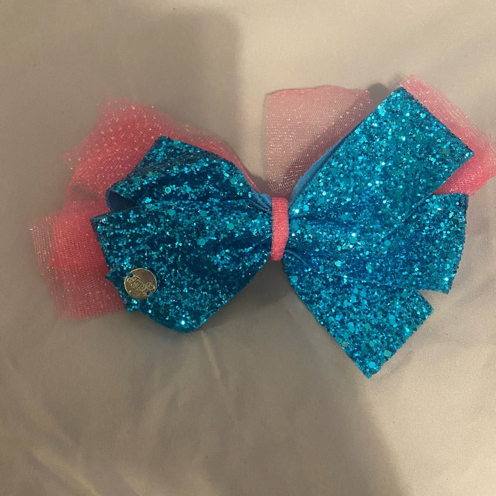JoJo Bows